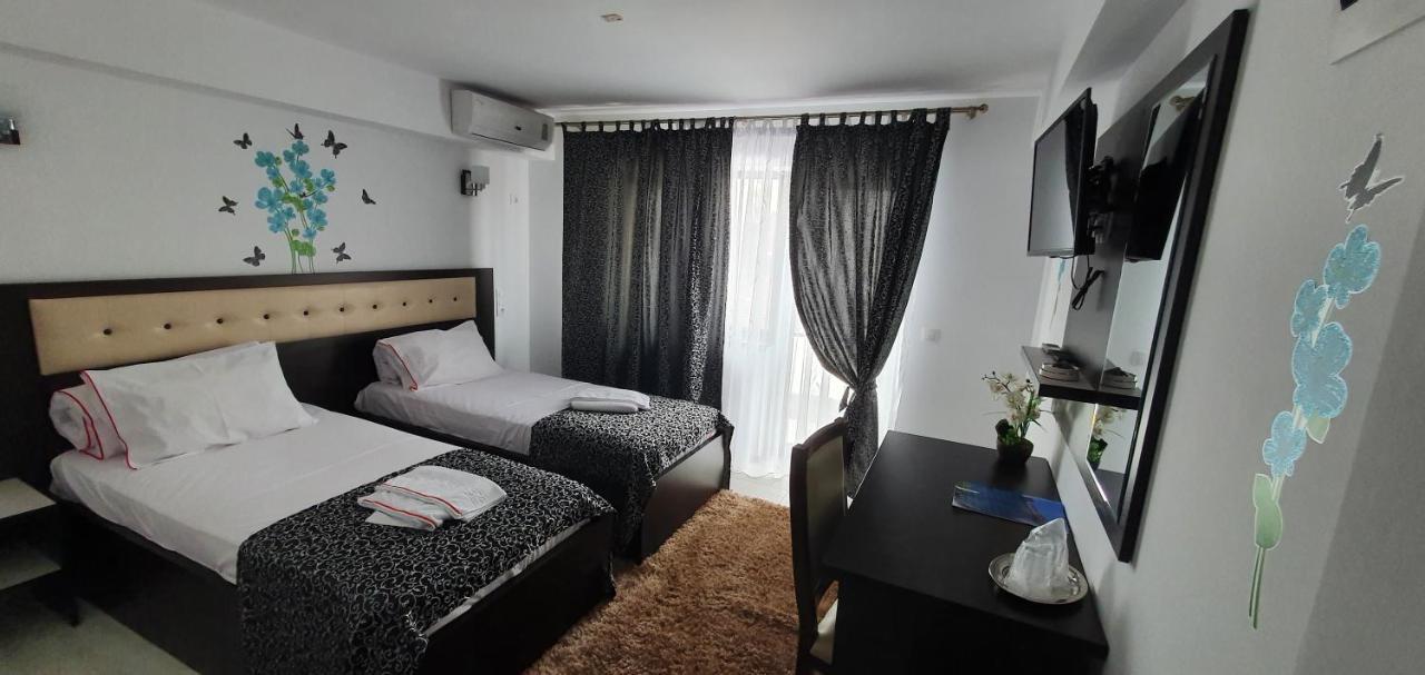 Motel Didona B Sendreni Exterior foto